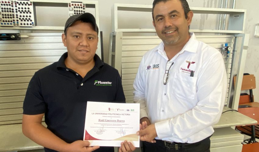 Imparte la UPV un Curso de Capacitación en Sistemas Hidráulicos a personal de la Refaccionaria Ruiz