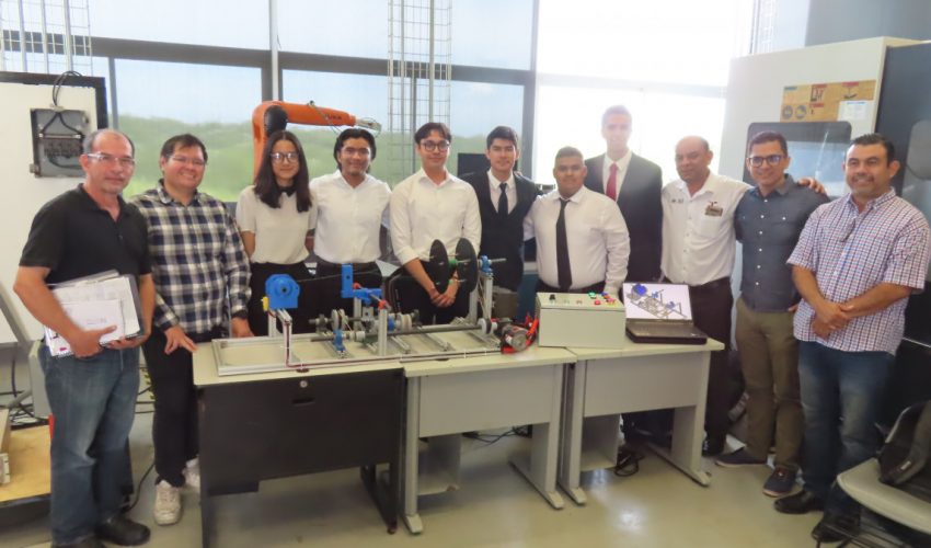 “Exposición de Proyectos Transversales” de  estudiantes de Ingeniería Mecatrónica