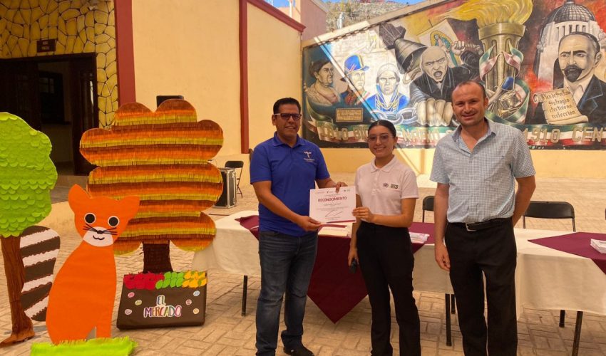 Estudiante de ITI conquista el Premio Estatal de la Juventud en la categoría de Desarrollo Académico