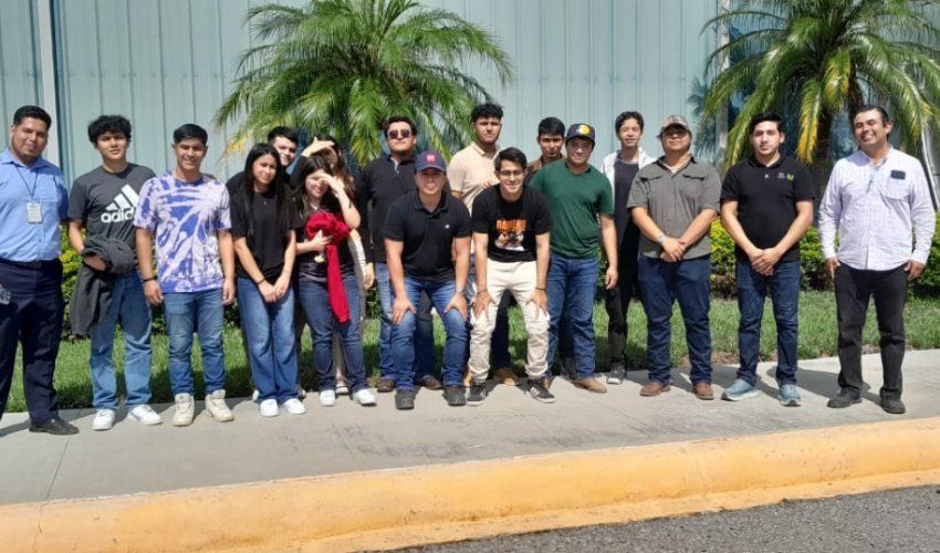 Estudiantes de ISA visitaron los Talleres Centrales de la empresa Transpaís y establecieron vínculos para prácticas profesionales