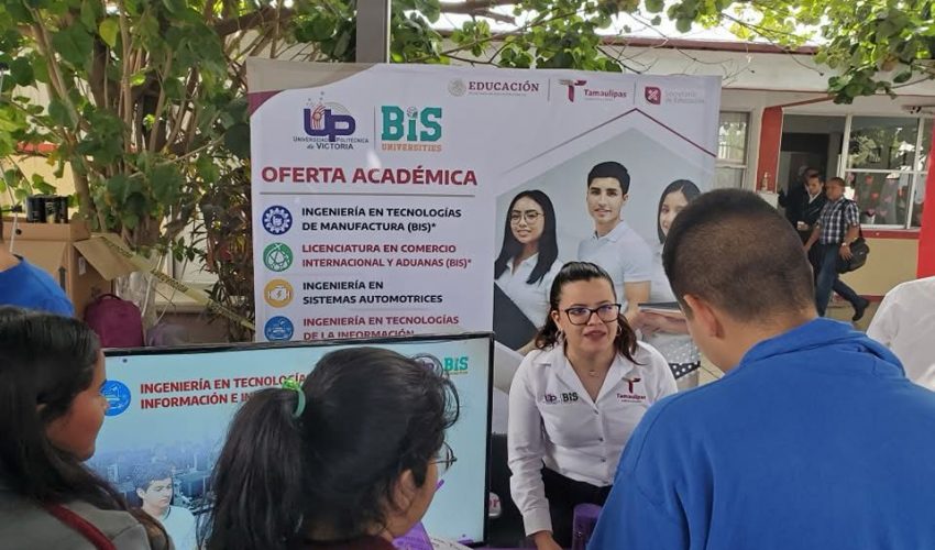 Participa la UPV en la Feria Vocacional del COBAT 05 y se confirma el creciente interés de las y los alumnos de los CEMSADETS por nuestra Oferta Académica