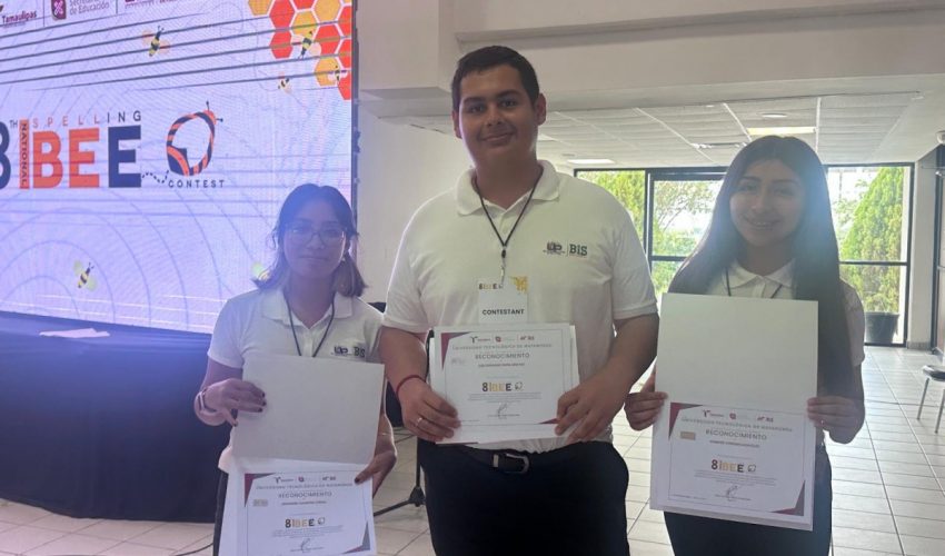 Estudiantes de la UPV tomaron parte en el 8° Concurso Nacional “Spelling Bee”