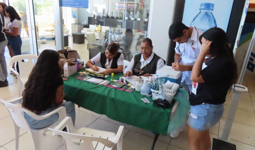 El programa de salud estudiantil en la UPV se fortalece con dos Jornadas de Vacunación, Medición de Glucosa, Medición de Presión Arterial, Métodos Anticonceptivos y Salud Bucal y Mental