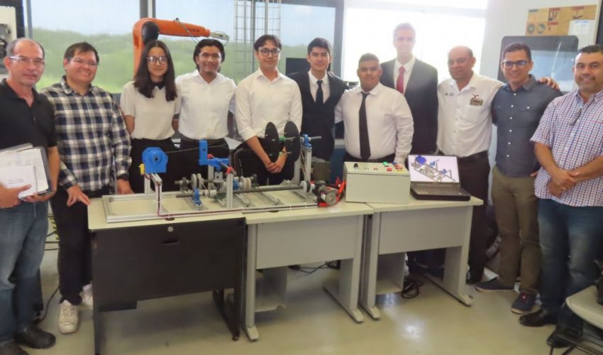 Mostraron sus valiosos conocimientos estudiantes de Mecatrónica en la Exposición de fin de cuatrimestre